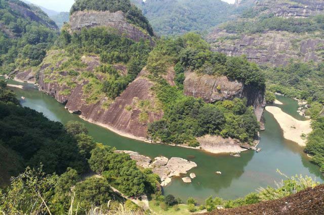 中国十大丹霞名山：丹霞山居榜首