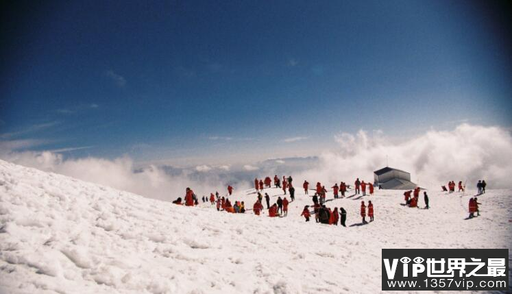 玉龙雪山为何无人登顶？