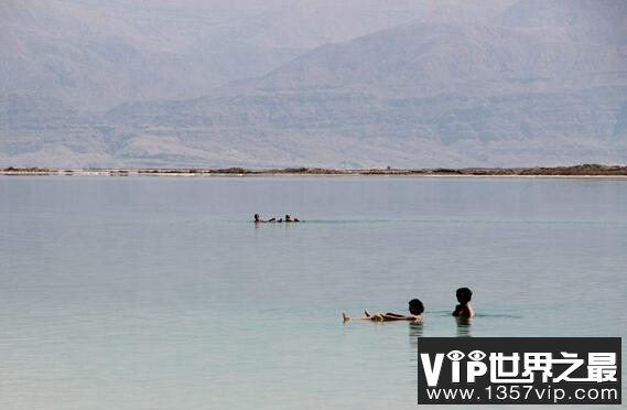 死海淹死人过人吗?死海真的百分百安全吗?