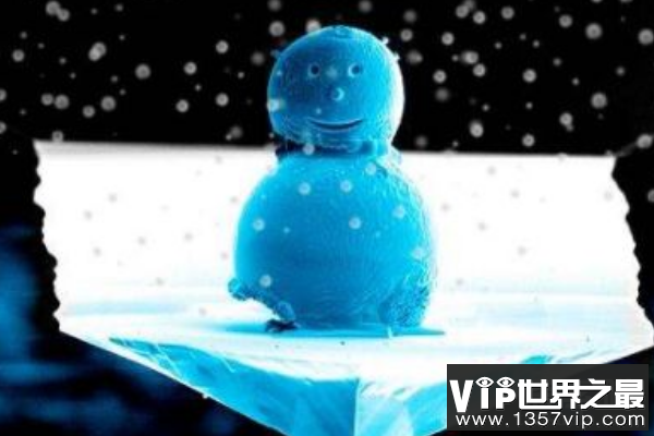 世界上最小的雪人：纳米小雪人，不到3微米高