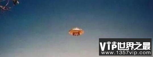 外星人正监视英美等六个国家 探测器竟是UFO