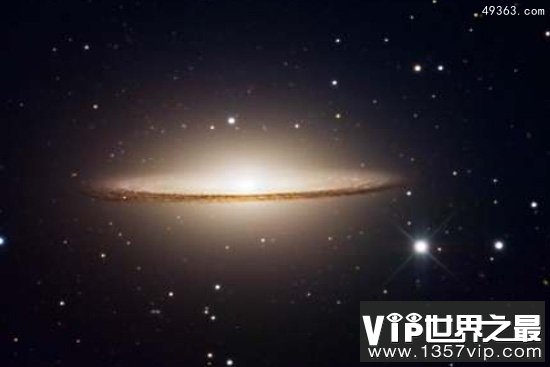 哈勃太空望远镜拍到最明亮星系团,宇宙最美五大星系