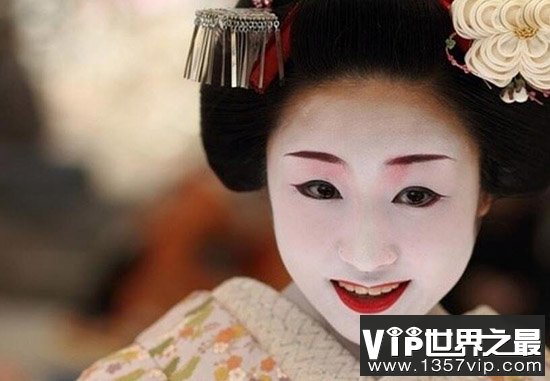 日本艺妓真实生活曝光：你绝不知道10个秘密!