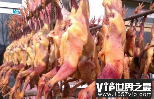 中国十大禁菜，浇驴肉残忍程度排名第一(活吃猴脑也在列)