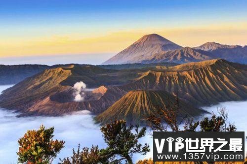 全球10大有名的火山度假胜地：西西里岛上榜