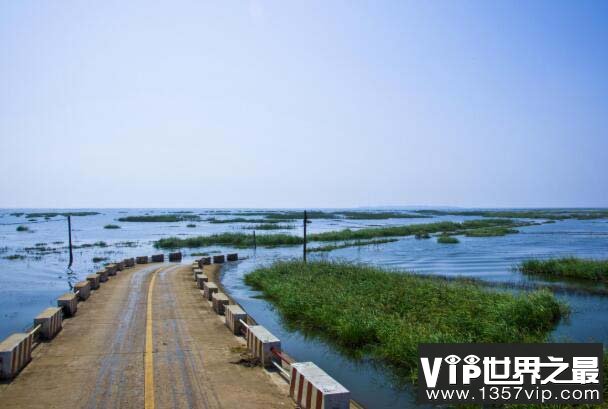 中国最大的淡水湖：鄱阳湖面积4070平方千米