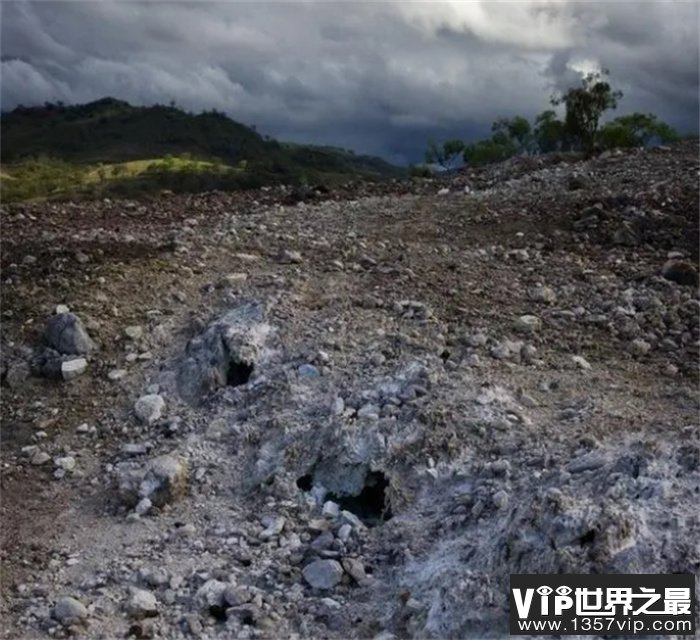 持续最长的大火：煤层起火，地下燃烧6000年，地面开裂，地表变红