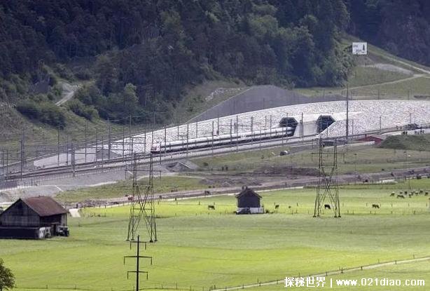 世界上最长的铁路隧道 圣哥达基线隧道(长达151公里)