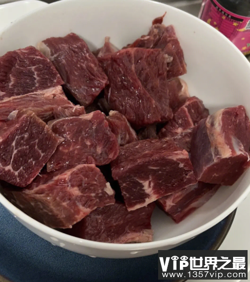 超市招聘牛肉试吃员需一天吃10斤 牛肉吃多了会长胖吗